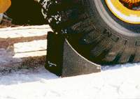 WheelChock.jpg (5281 bytes)